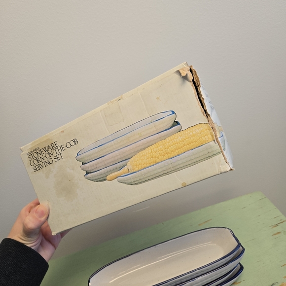 White Blue Glazed Stoneware Corn Cob Serving Set of 4 Vintage - Picture 2 of 6